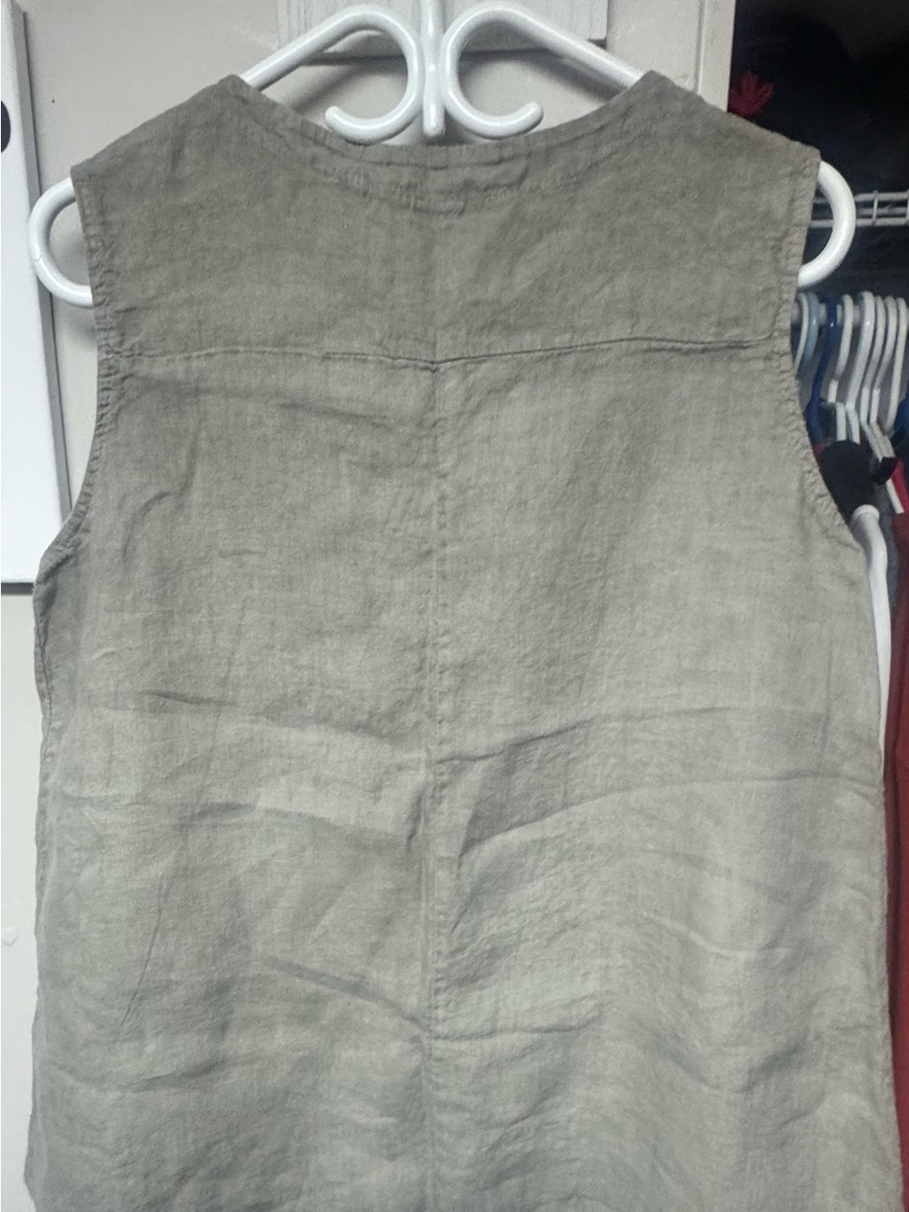 Made in Italy 100% Linen Sleeveless V-Neck Top Taupe Size Large - Picture 6 of 6